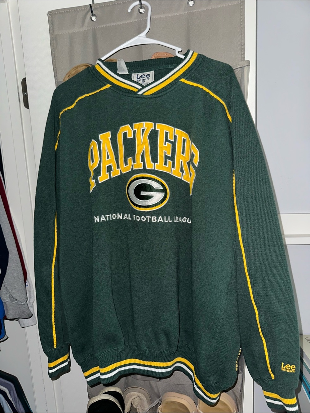 Lee Green & Yellow Packers Crewneck Sweater